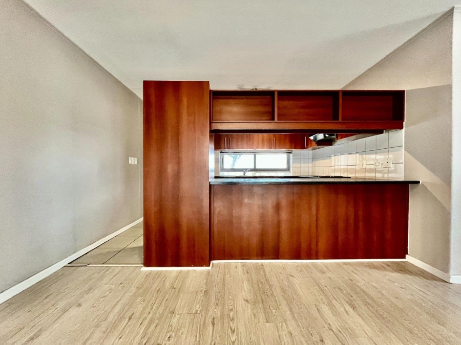 2 Bedroom Property for Sale in Claremont Upper Western Cape